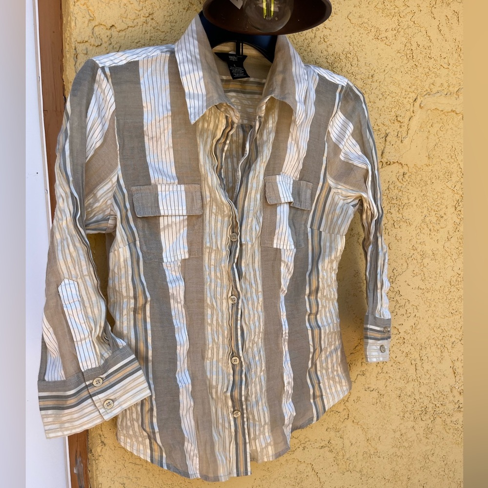 Mossimo Women’s L/S Button Down Shirt